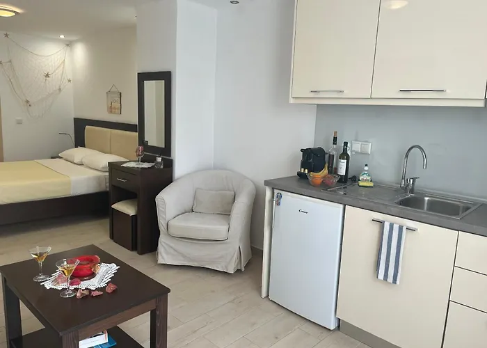 Alexandra Apartments